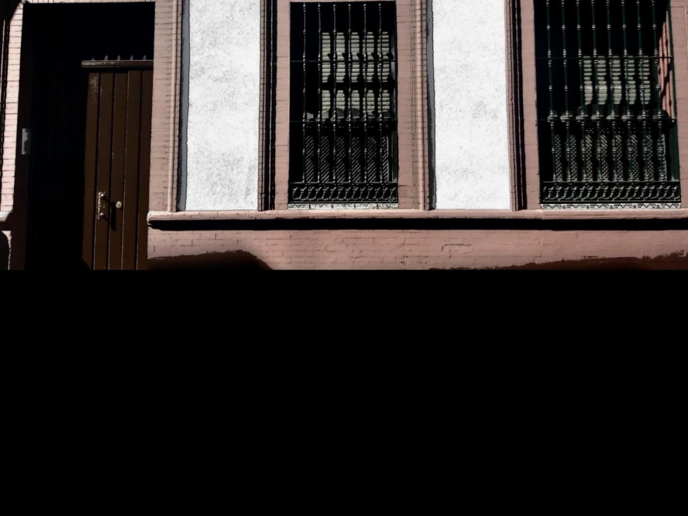 Junto A La Calle Betis: El Corazon De Triana Seville Exterior photo